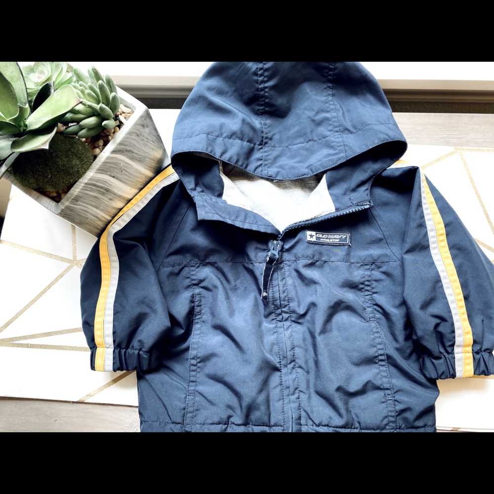 Old Navy Boys Jacket (12-18m)